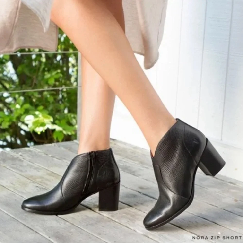 Frye Nora short ankle zip bootie metallic silver black gray - Picture 14 of 15